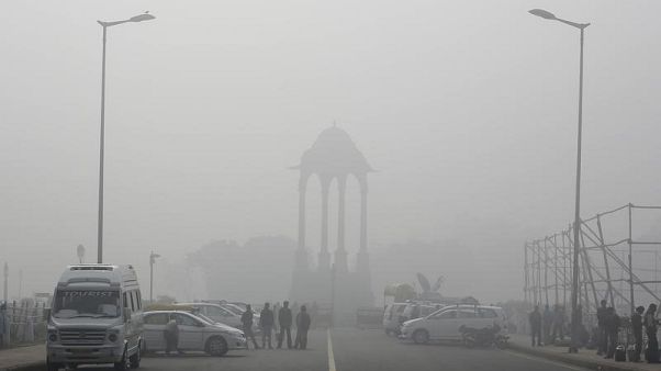 Hindistan'da hava kirliliği yılın en üst seviyesine ulaştı Hindistan'da hava kirliliği yılın en üst seviyesine ulaştı
