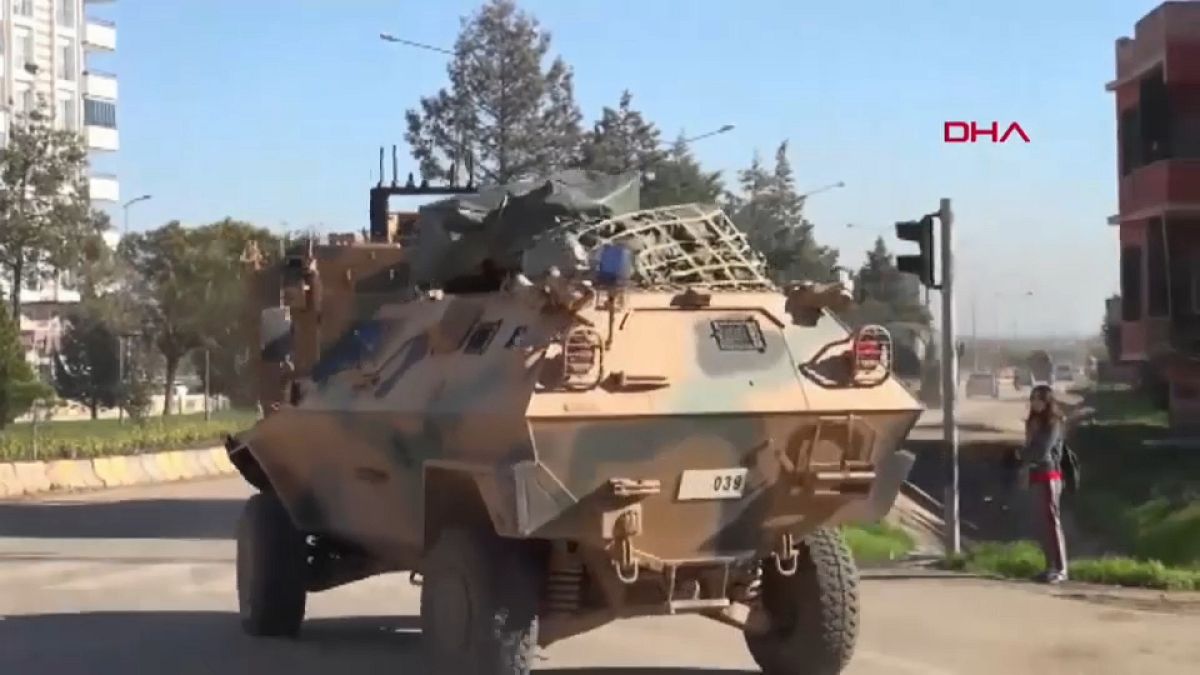 Turchia: imminente attacco al kurdistan siriano