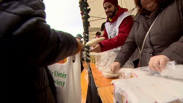 Budapest: Die Armenspeisung zu Weihnachten wird immer wichtiger Budapest: Die Armenspeisung zu Weihnachten wird immer wichtiger