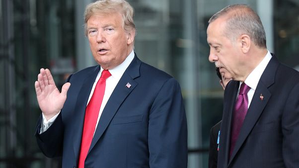 بعد قرار الانسحاب.. دعوة من أردوغان إلى ترامب لزيارة تركيا في العام 2019 بعد قرار الانسحاب.. دعوة من أردوغان إلى ترامب لزيارة تركيا في العام 2019