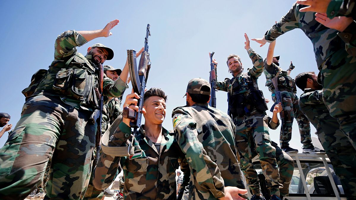 الجيش السوري يرسل تعزيزات قرب خط المواجهة مع قوات تدعمها تركيا