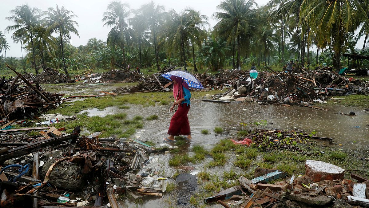 Tsunami en Indonésie : la crainte d'une crise sanitaire