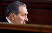 مبارك ومرسي وجها لوجه في المحكمة لأول مرة منذ ثورة 25 يناير