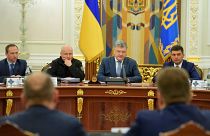 Ουκρανία: Την άρση του στρατιωτικού νόμου ανακοίνωσε ο Πέτρο Ποροσένκο