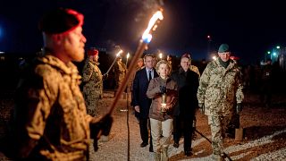 وزيرة الدفاع الألمانية في زيارة لمعسكر للجنود الألمان في أفغانستان