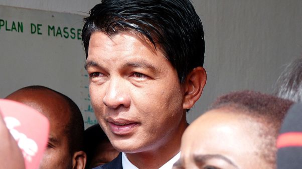 Andry Rajoelina proclamé vainqueur de la présidentielle malgache Andry Rajoelina proclamé vainqueur de la présidentielle malgache