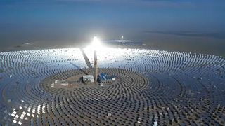 China's first 100MW solar power plant turned on