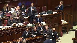 Budget italien : de vives tensions au parlement