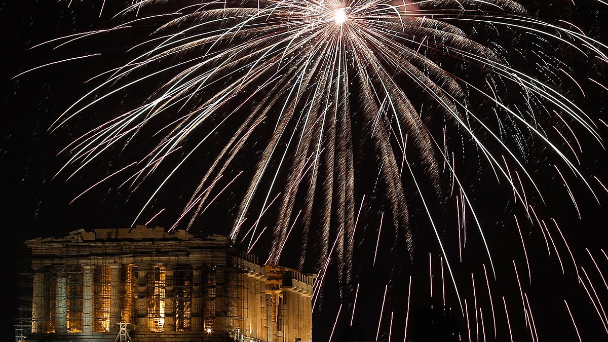 Sigue en directo los fuegos artificiales que dan la bienvenida al 2019 en todo el mundo