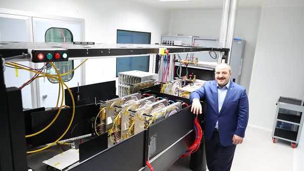 Video | Milli mikroişlemci 'Çakıl' onaylandı, mobil cihazlar için çalışmalar başlayacak Video | Milli mikroişlemci 'Çakıl' onaylandı, mobil cihazlar için çalışmalar başlayacak
