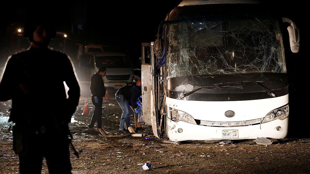 Atentado mortal contra un autobús de turistas en Egipto 
