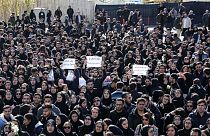 تجمع اعتراضی دانشجویان علوم و تحقیقات تهران به ضعف مدیریت و نبود ایمنی