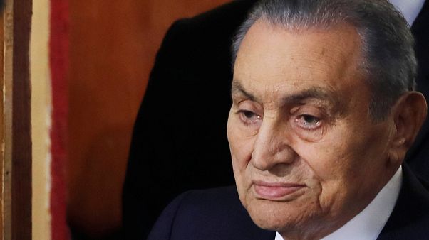 حماس تنفي اتهام مبارك لها بإرسال 800 مسلح إلى مصر خلال انتفاضة 2011 حماس تنفي اتهام مبارك لها بإرسال 800 مسلح إلى مصر خلال انتفاضة 2011