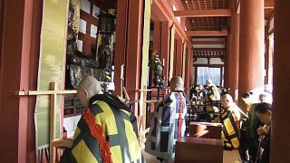 Japonya'da Yakushiji Tapınağı'nın geleneksel temizliği yapıldı