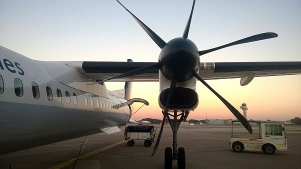 Im BMW aufs Flugfeld: Airport Hannover bis 20 Uhr lahmgelegt Im BMW aufs Flugfeld: Airport Hannover bis 20 Uhr lahmgelegt