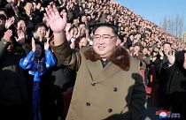 زعيم كوريا الشمالية يسعى لمزيد من اللقاءات مع نظيره الجنوبي العام المقبل 