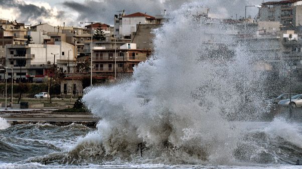 «Ραφαήλ» και «Σοφία»: Έρχονται δύο διαδοχικά έντονα κύματα κακοκαιρίας «Ραφαήλ» και «Σοφία»: Έρχονται δύο διαδοχικά έντονα κύματα κακοκαιρίας