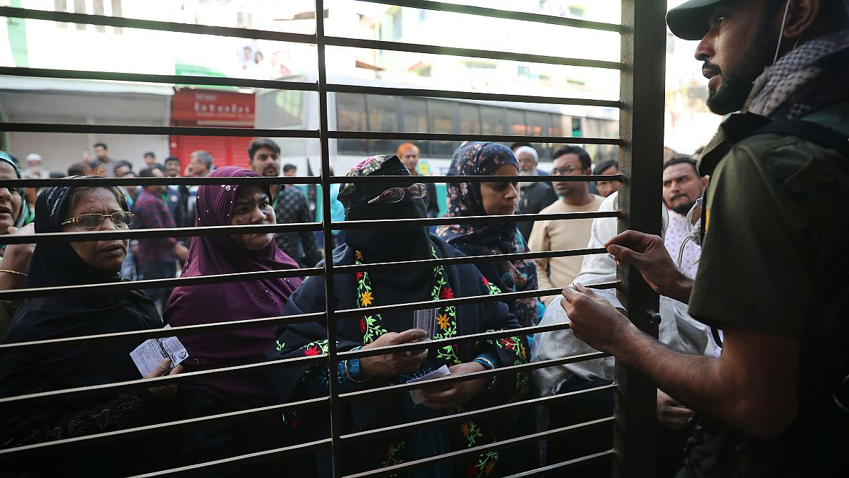Парламентские выборы в Бангладеш привели к жертвам