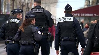 Paris : des festivités de fin d'année sous haute surveillance