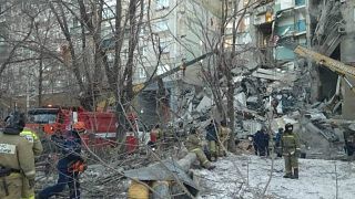 انهيار العقار السكني في روسيا: 7 قتلى على الأقل وعشرات المفقودين