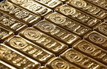الذهب بصدد أول تراجع سنوي منذ عام 2015