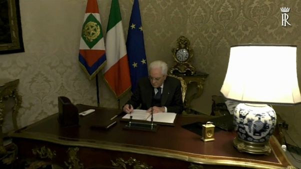 La manovra è legge: la firma di Mattarella arrivata in serata La manovra è legge: la firma di Mattarella arrivata in serata