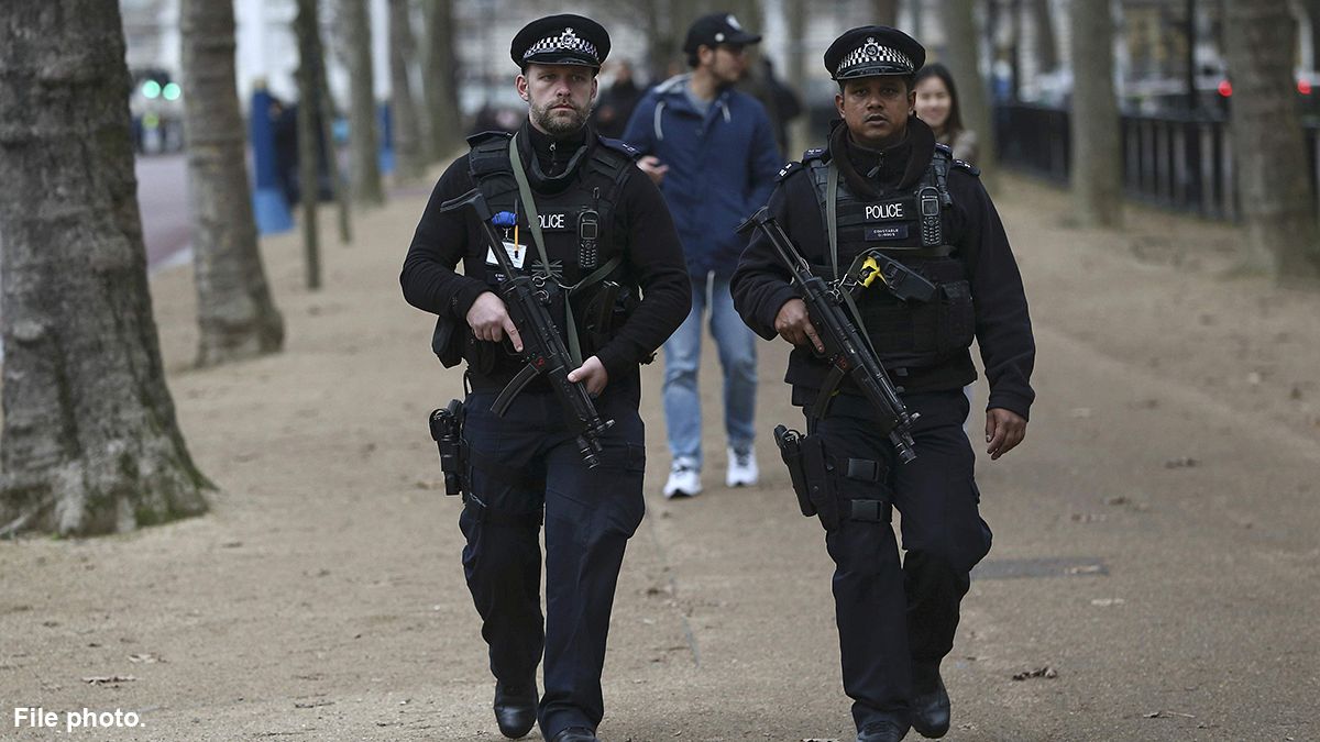 London police arrest 39 suspects on 'attempted murder' charges