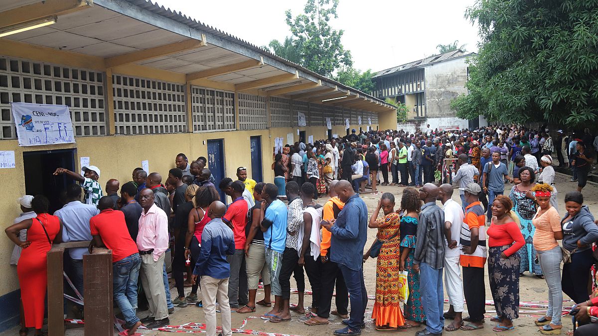 المعارضة والائتلاف الحاكم كل يتوقع فوز مرشحه بانتخابات الرئاسة في الكونغو 