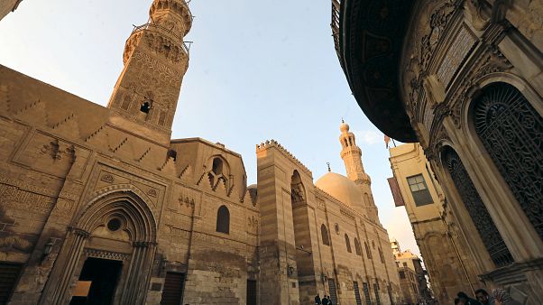 مصر: زلزال بقوة 4 درجات قرب القاهرة دون وقوع خسائر مصر: زلزال بقوة 4 درجات قرب القاهرة دون وقوع خسائر