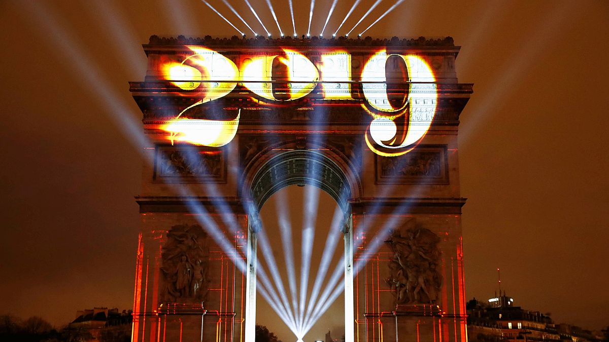 شاهد: عواصم أوروبية تحتفل بحلول العام الجديد 2019