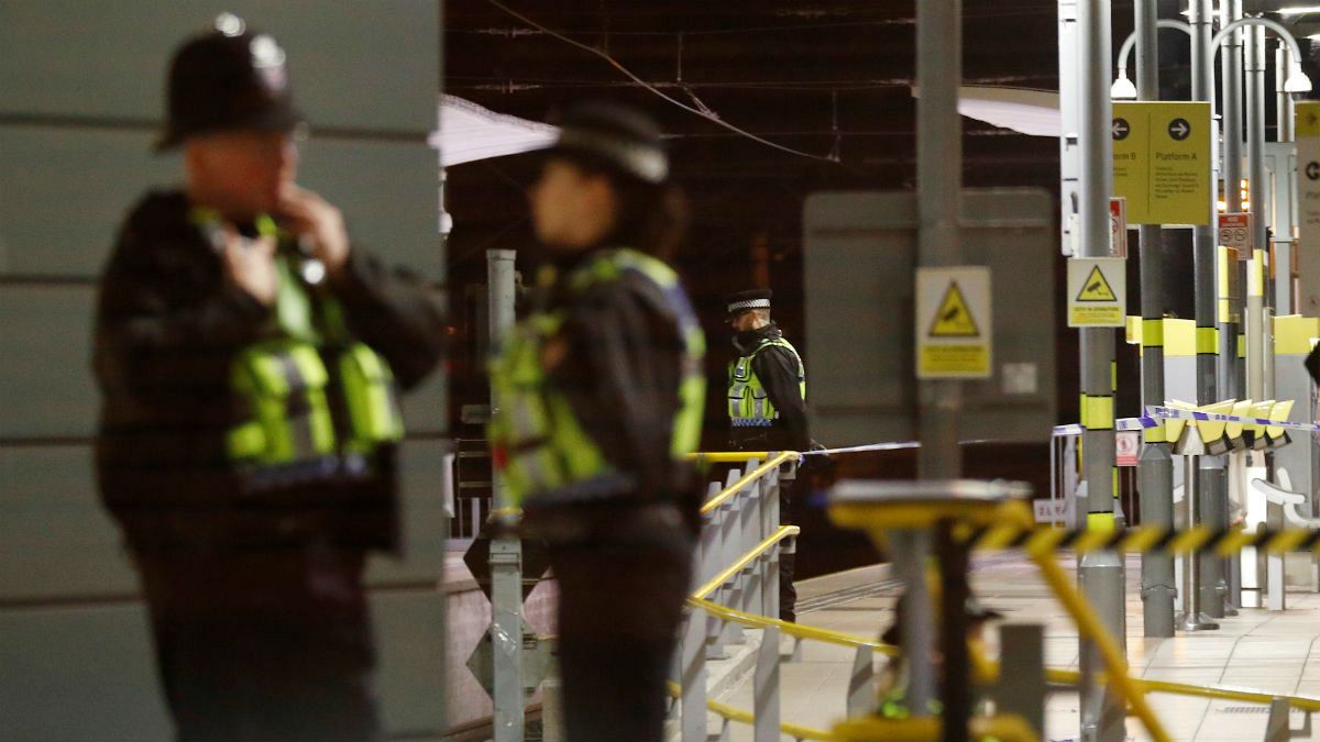 حمله با چاقو در ایستگاه قطار ویکتوریا - منچستر - بریتانیا