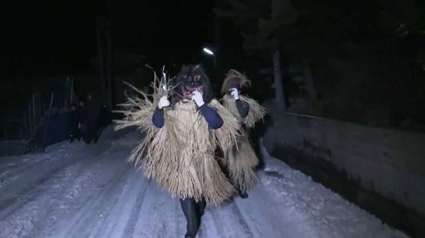 El ritual de Namahage llama a la buena fortuna para el año nuevo El ritual de Namahage llama a la buena fortuna para el año nuevo