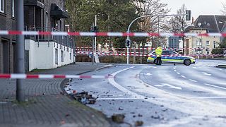 آلمان؛ فردی مهاجر ستیز شب سال نو با خودرو به عابران حمله کرد