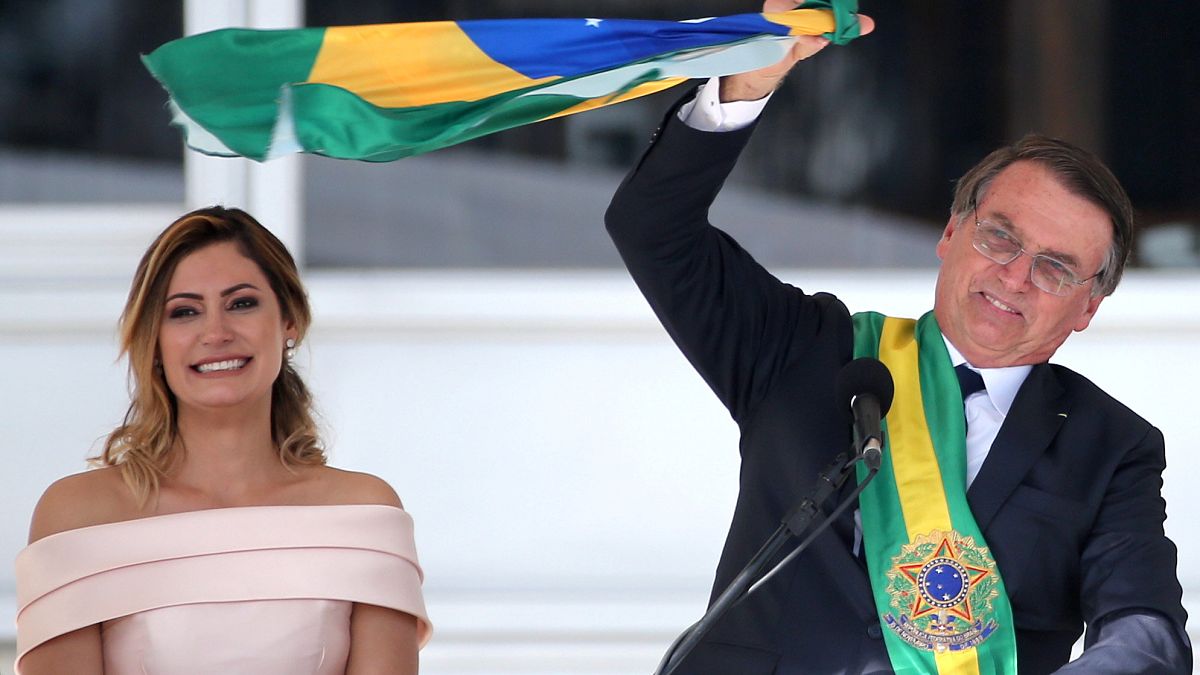 Bolsonaro investi, le Brésil saute dans l'inconnu