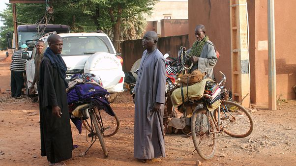 Mali'de etnik şiddet: 37 kişi hayatını kaybetti Mali'de etnik şiddet: 37 kişi hayatını kaybetti