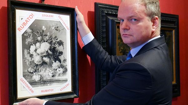 Галерея Уффици просит вернуть "Вазу с цветами" Галерея Уффици просит вернуть "Вазу с цветами"