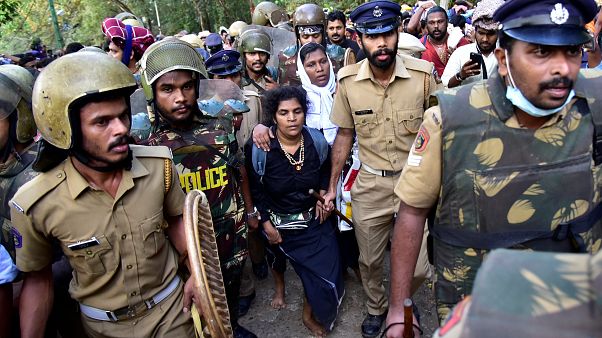 Protestas ante el continuo rechazo del Templo de Sabarimala a que entren las mujeres Protestas ante el continuo rechazo del Templo de Sabarimala a que entren las mujeres