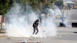 الداخلية التونسية: متشددان يفجران نفسيهما في اشتباك مع الشرطة في سيدي بوزيد