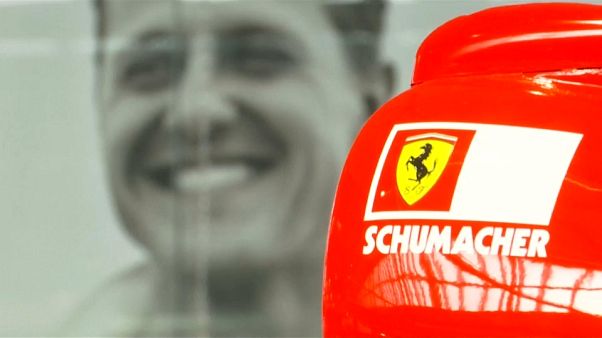 50ter von Michael Schumacher: Fans pilgern zu Ausstellung 50ter von Michael Schumacher: Fans pilgern zu Ausstellung