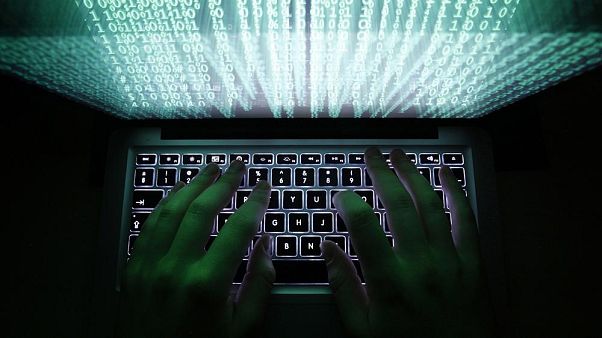 Politiker, Künstler, Journalisten gehackt: Zu diesen Fragen haben wir Antworten Politiker, Künstler, Journalisten gehackt: Zu diesen Fragen haben wir Antworten