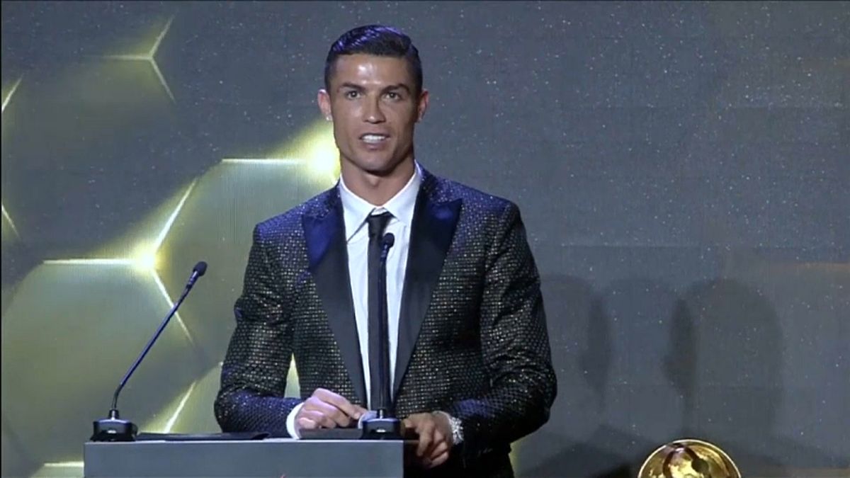 Cristiano Ronaldo gewinnt "Globe Soccer Award"