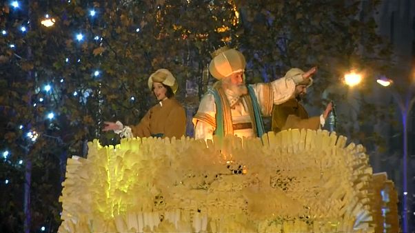 Une parade à Madrid pour célébrer l'Epiphanie Une parade à Madrid pour célébrer l'Epiphanie