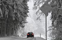 Wintermärchen oder Alptraum? In den Alpen schneit es weiter
