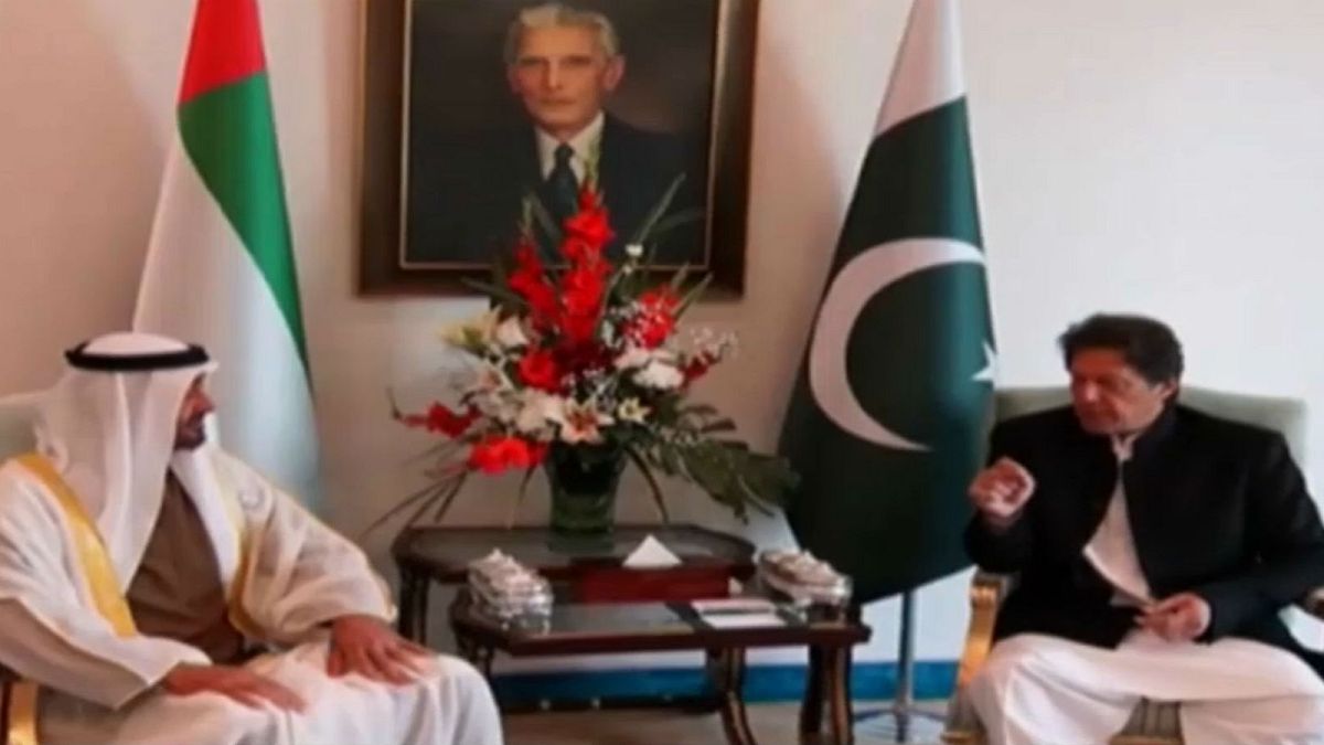 شاهد: محمد بن زايد ولي عهد أبو ظبي يصل إلى باكستان في زيارة استمرت ساعات