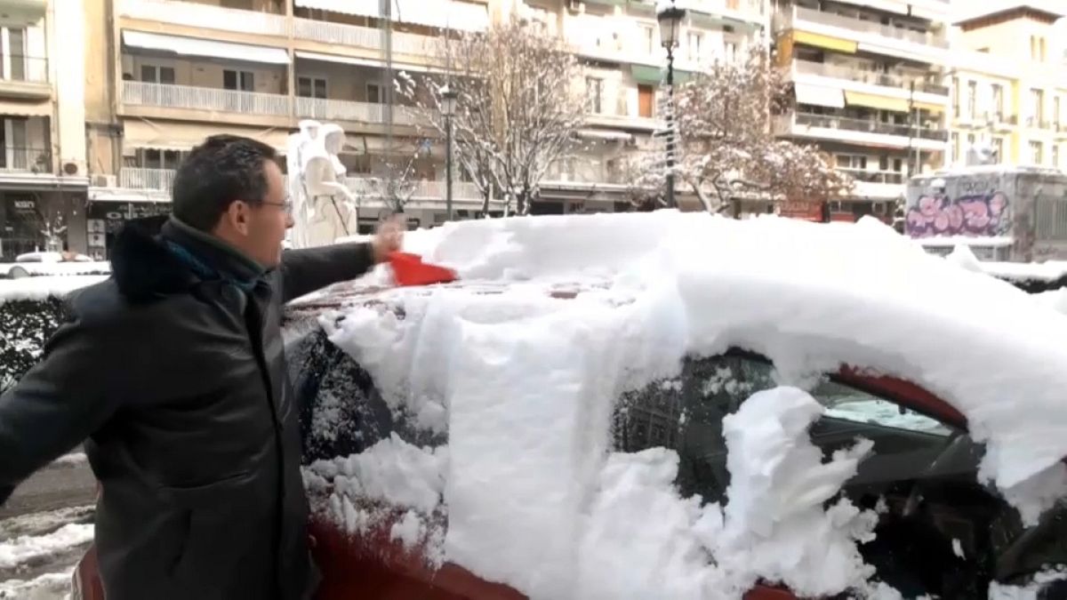 El fuerte temporal de nieve deja al menos tres muertos en Grecia