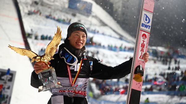 Grand Slam para Ryoyu Kobayashi nos Quatro Trampolins Grand Slam para Ryoyu Kobayashi nos Quatro Trampolins