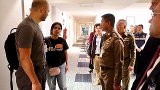 رهف القنون تغادر مطار بانكوك تحت رعاية مفوضية الأمم المتحدة للاجئين