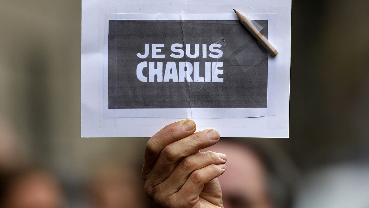 Canlı | Charlie Hebdo saldırısında hayatını kaybedenler anılıyor