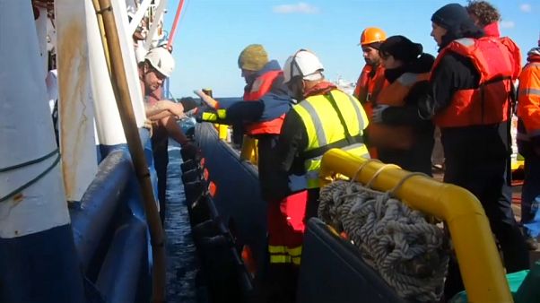 Ringen um Schicksal deutscher Flüchtlingsschiffe vor Malta geht weiter Ringen um Schicksal deutscher Flüchtlingsschiffe vor Malta geht weiter