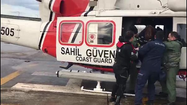 Samsun açıklarında gemi battı: 13 mürettebattan 7'si kurtarıldı Samsun açıklarında gemi battı: 13 mürettebattan 7'si kurtarıldı